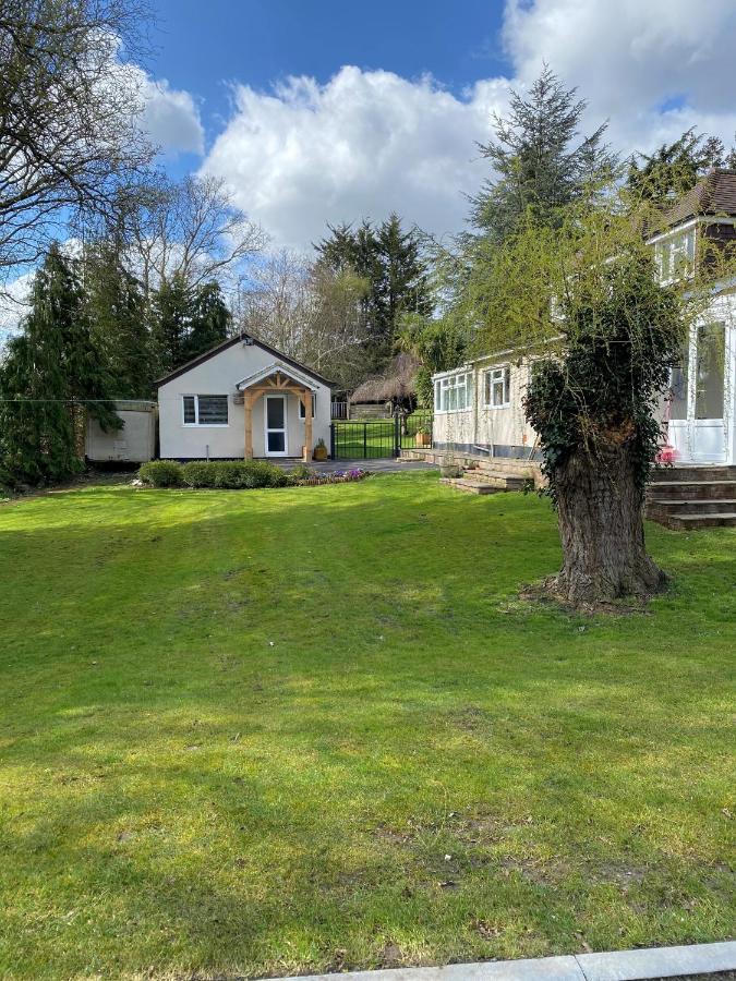 Chase Bungalow Billericay Dış mekan fotoğraf