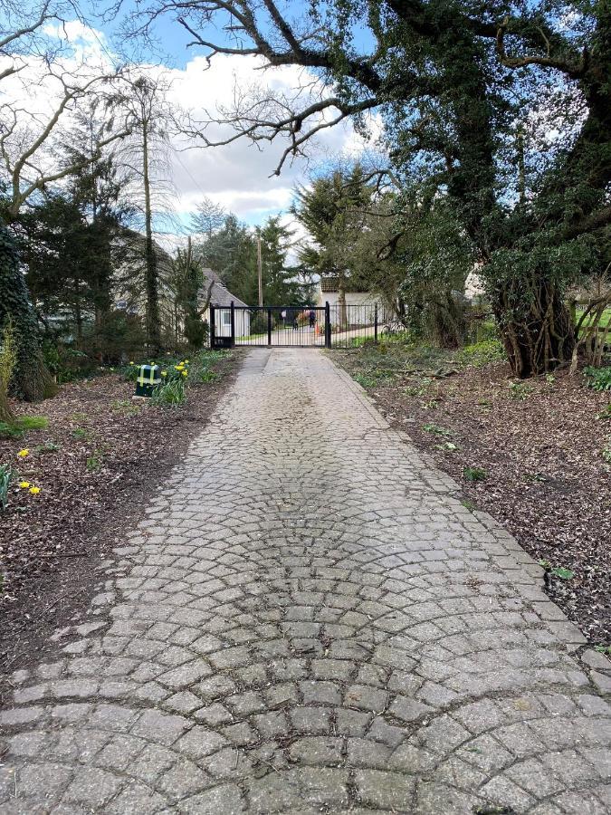 Chase Bungalow Billericay Dış mekan fotoğraf